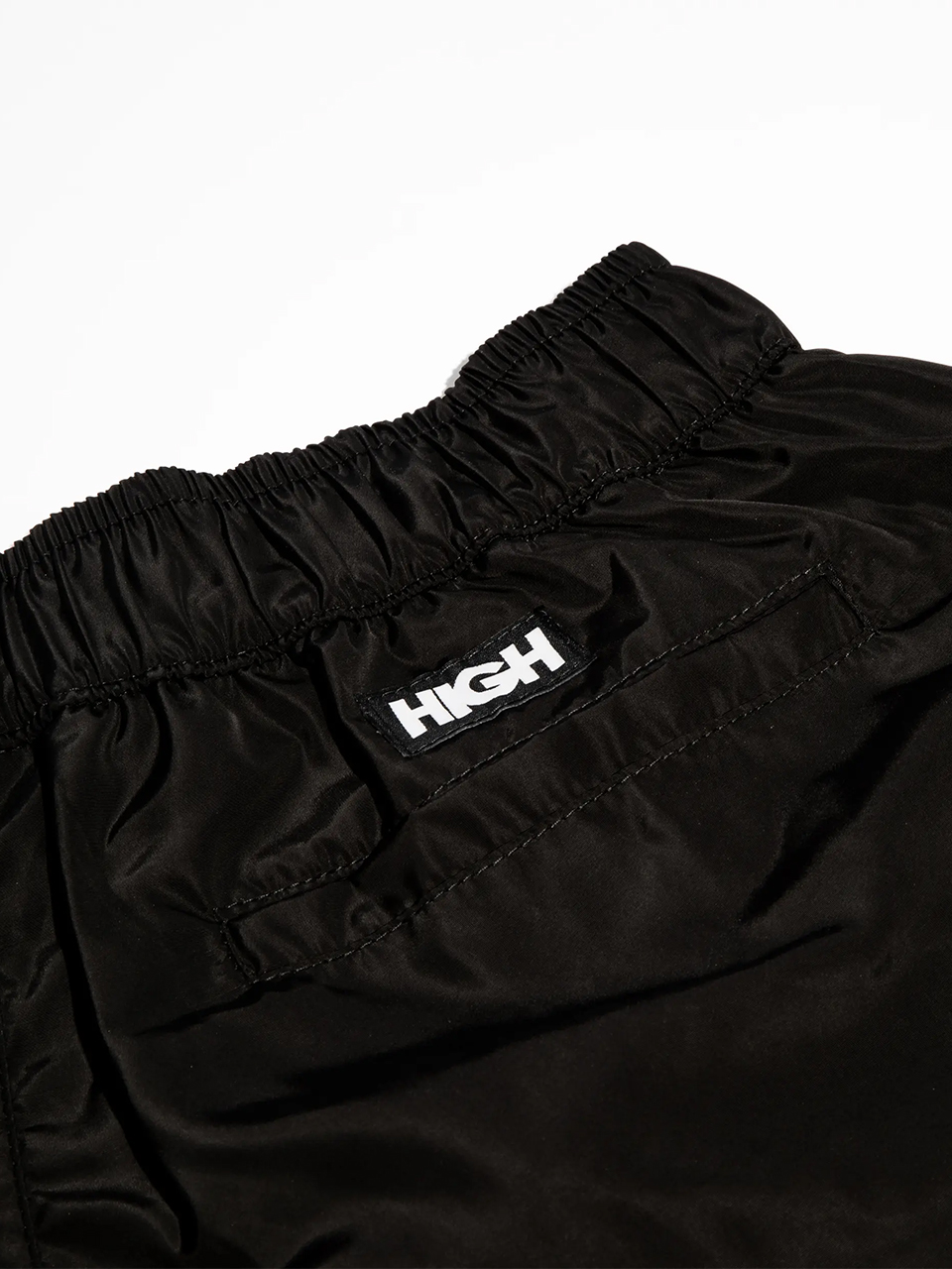 Imagem de: Shorts High Company Cargo Black