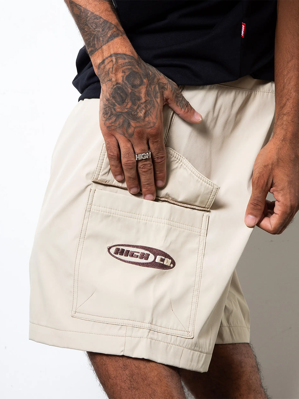 Imagem de: Shorts High Company Structure Beige