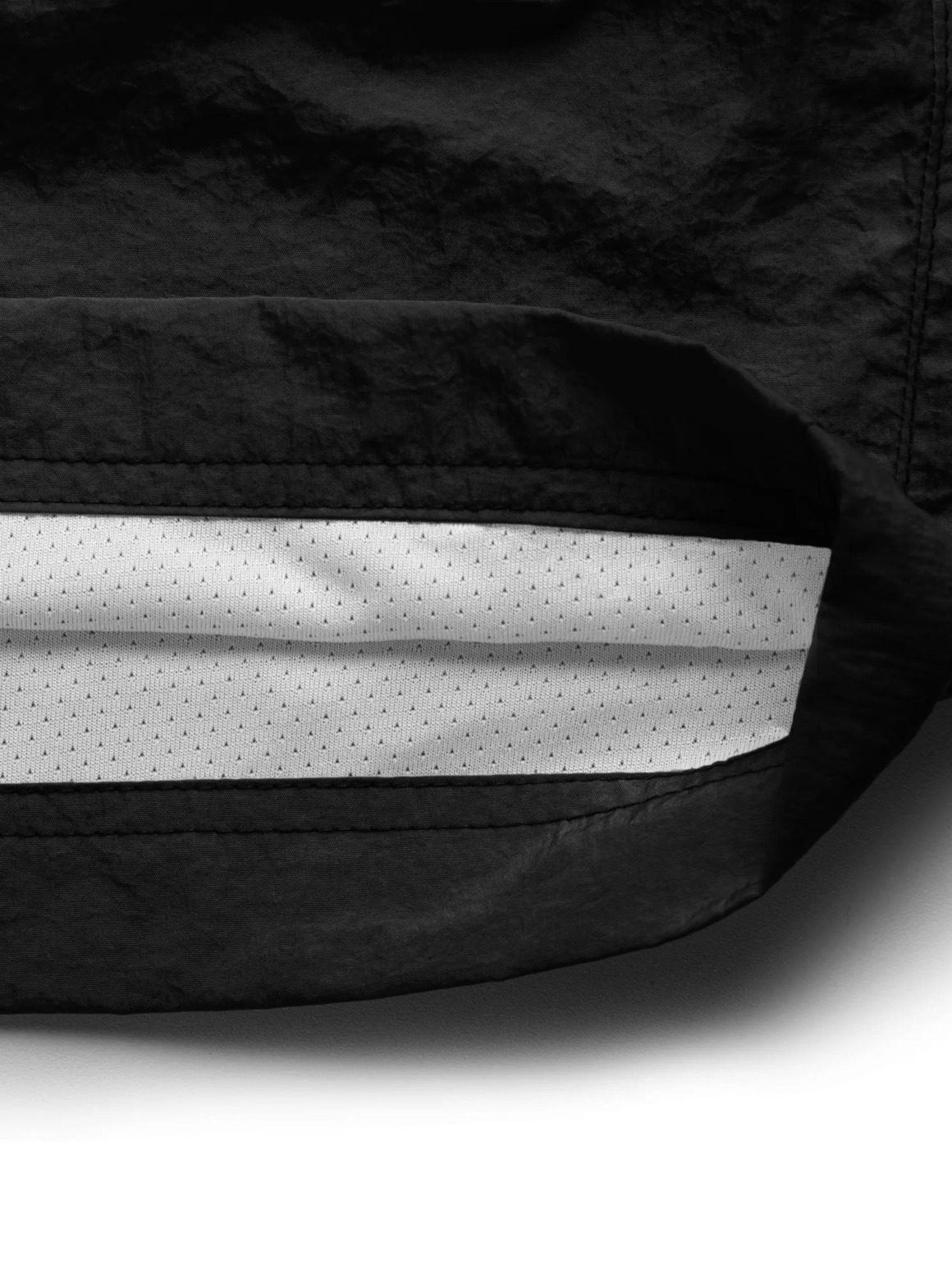 Imagem de: Shorts High Company Logo Line Preto