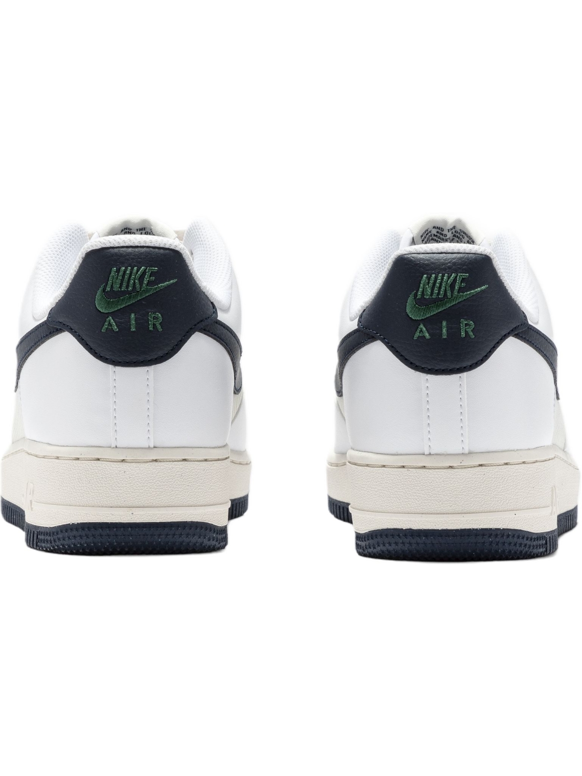 Imagem de: Tênis Nike Air Force 1 ’07 NN Branco e Obsidian