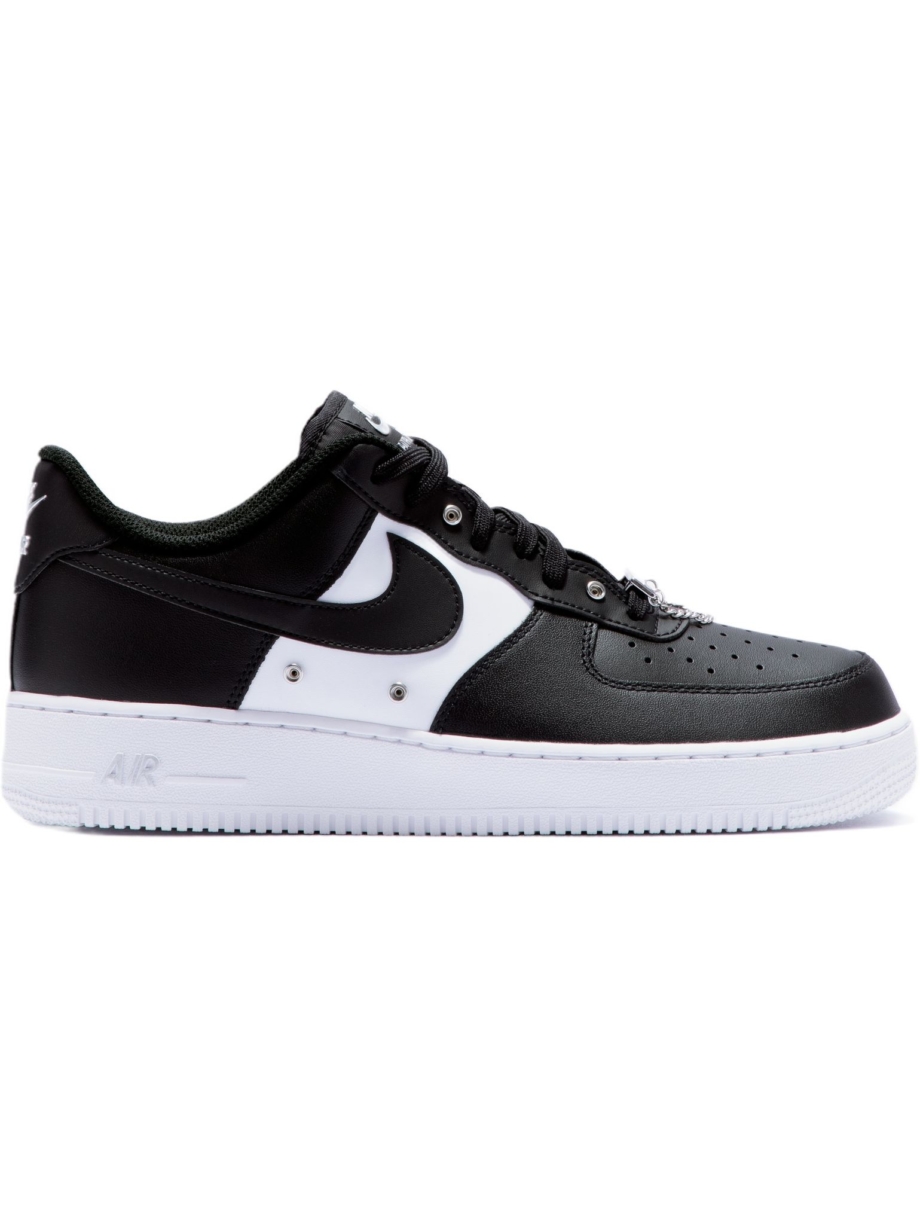 Imagem de: Tênis Nike Air Force 1 ’07 PRM Preto e Branco