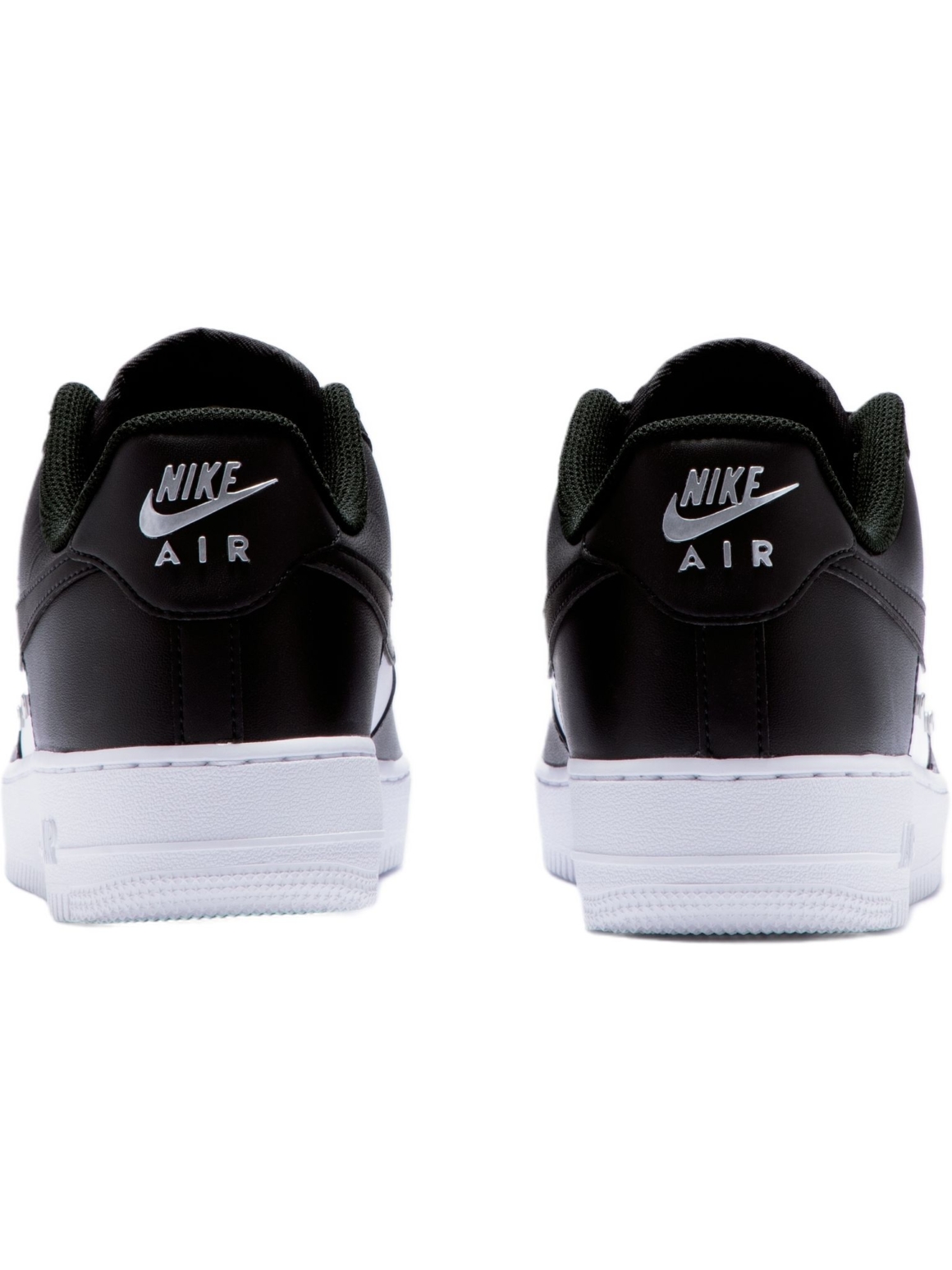 Imagem de: Tênis Nike Air Force 1 ’07 PRM Preto e Branco