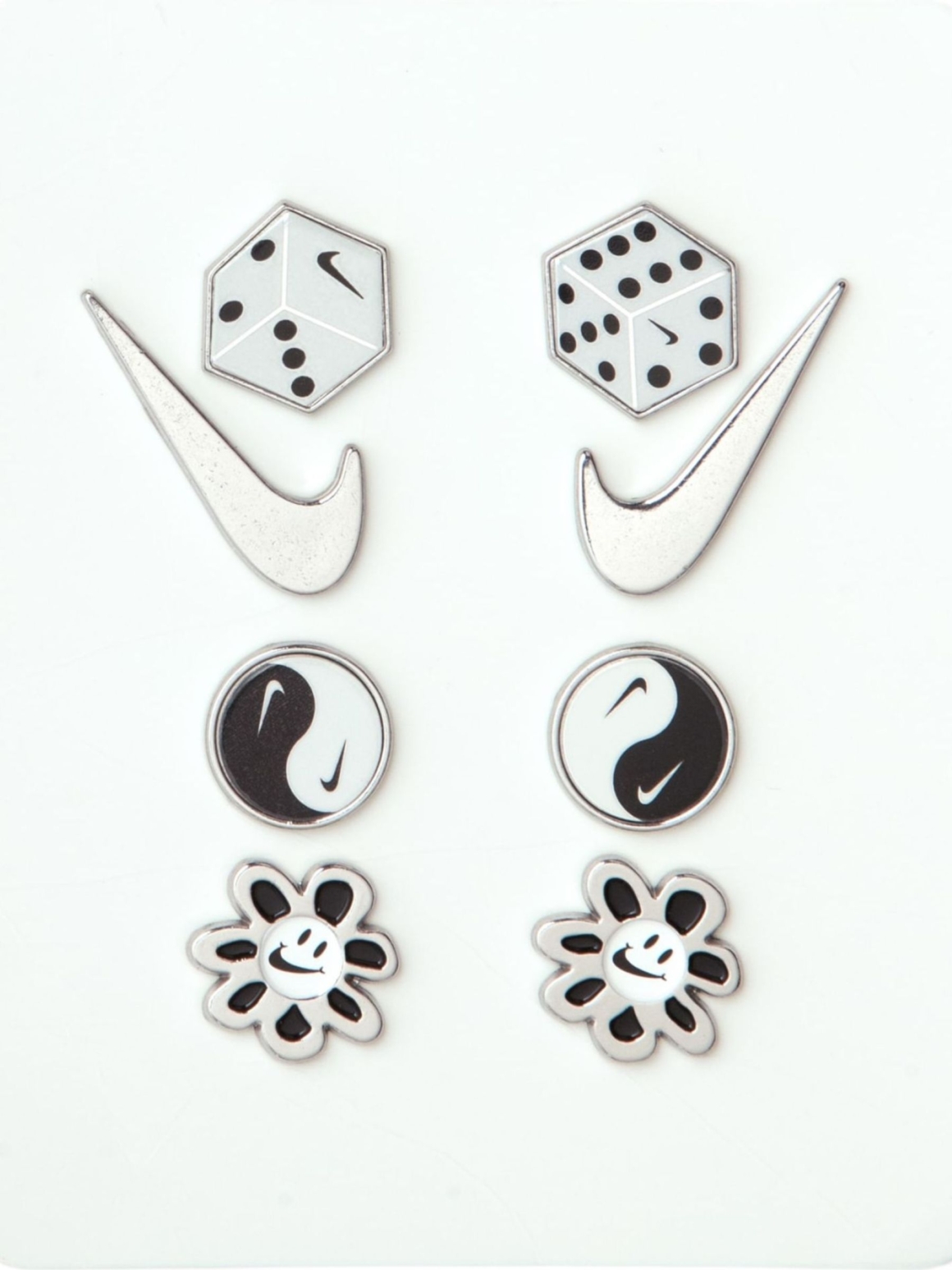 Imagem de: Tênis Nike Air Force 1 ’07 PRM Preto e Branco