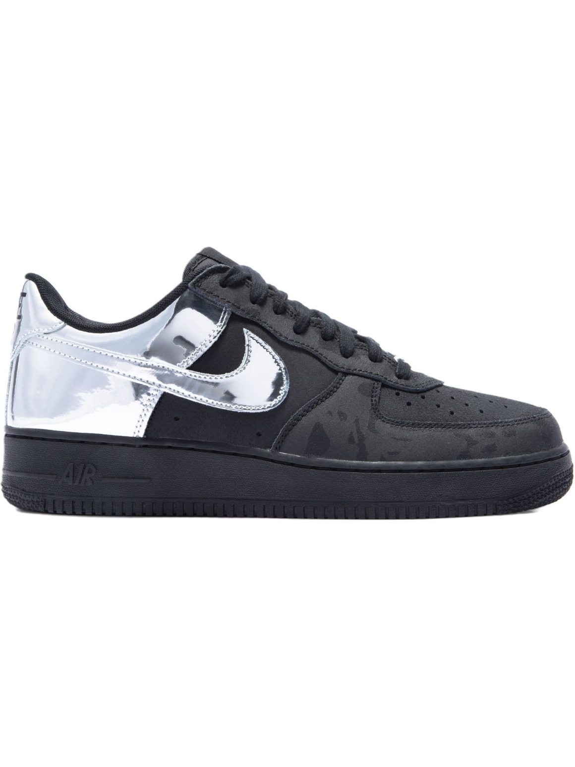Imagem de: Tênis Nike Air Force 1 Low Retro Preto
