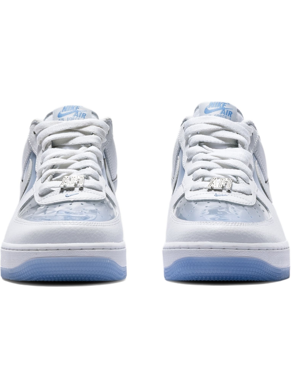 Imagem de: Tênis Nike Air Force 1 Retro Branco e Azul Universitário