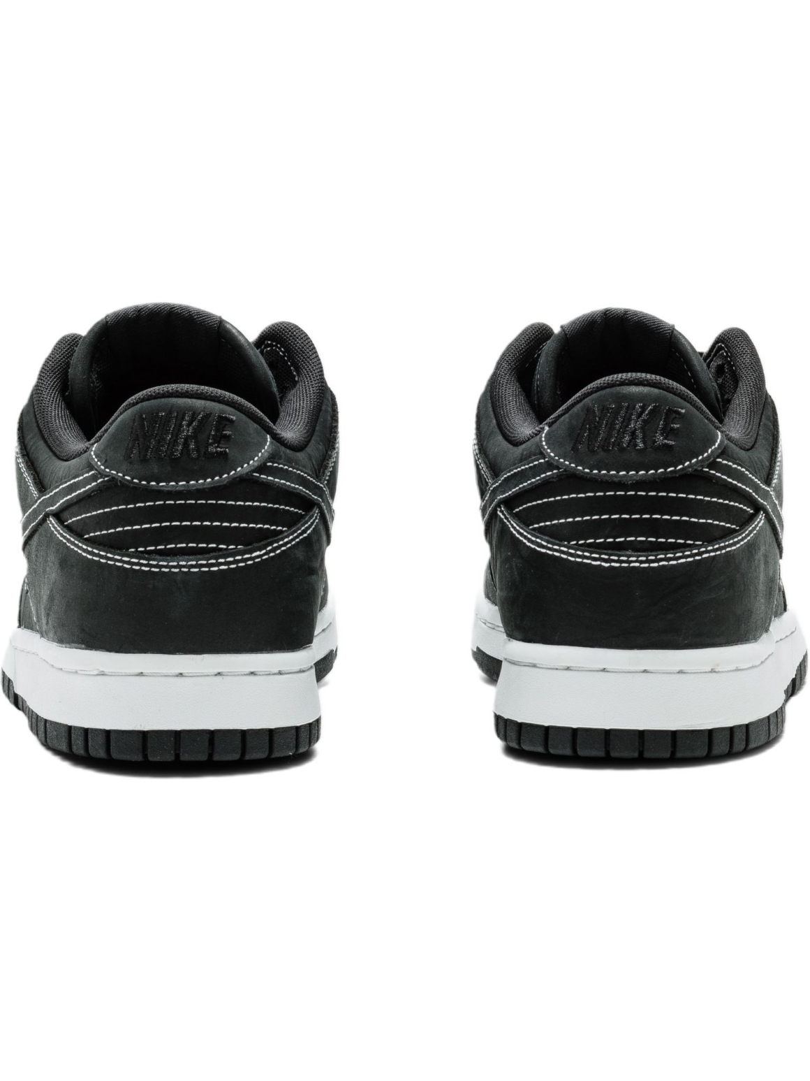 Imagem de: Tênis Nike Dunk Low Off-Noir e Summit White