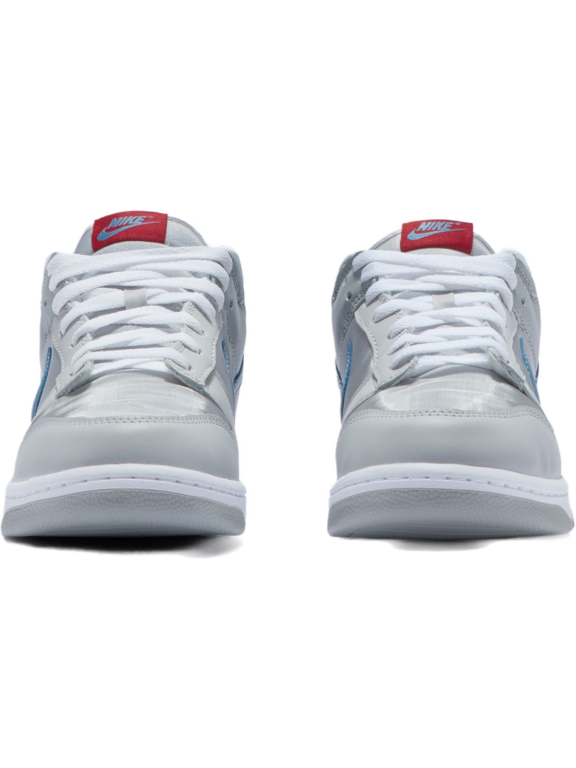 Imagem de: Tênis Nike Dunk Low QS Prata Metálico