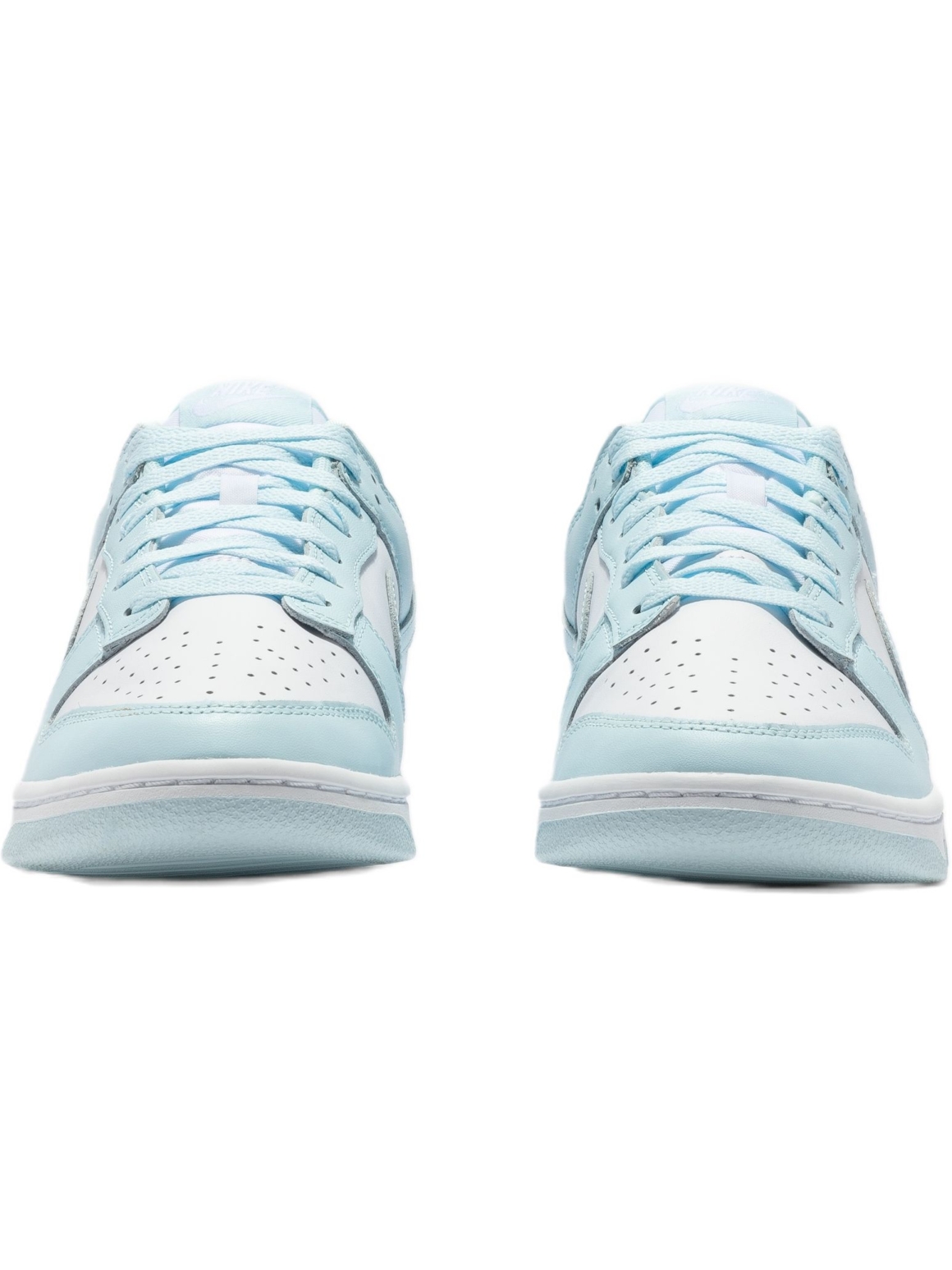 Imagem de: Tênis Nike Dunk Low Retro Branco e Azul Glacial