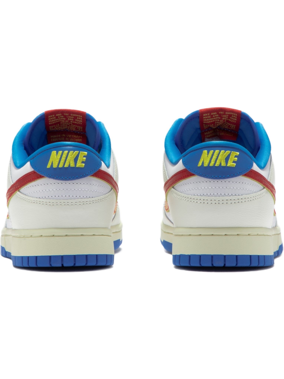 Imagem de: Tênis Nike Dunk Low Retro SE Marfim e Vermelho