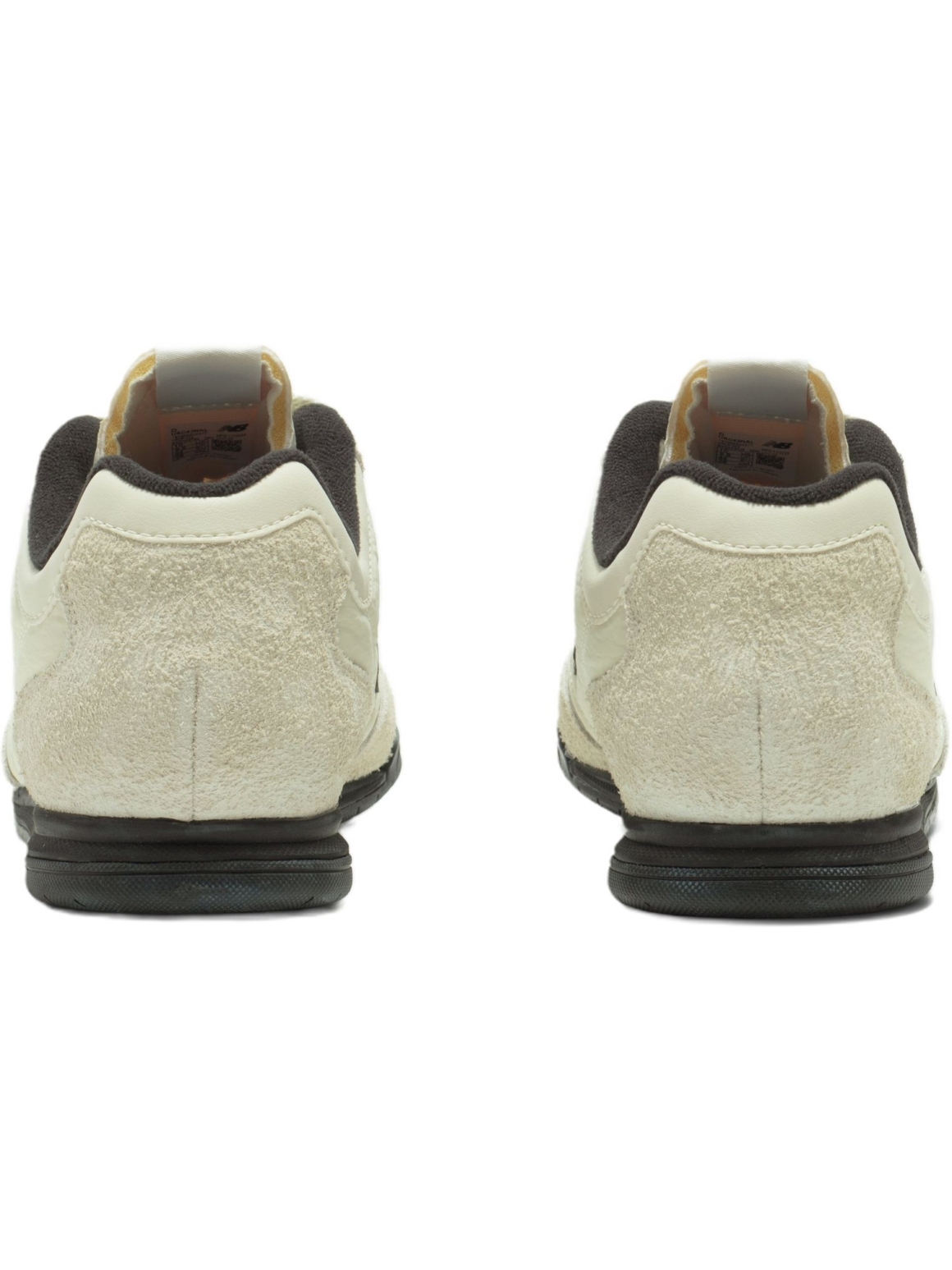 Imagem de: Tênis New Balance RC42 Bege