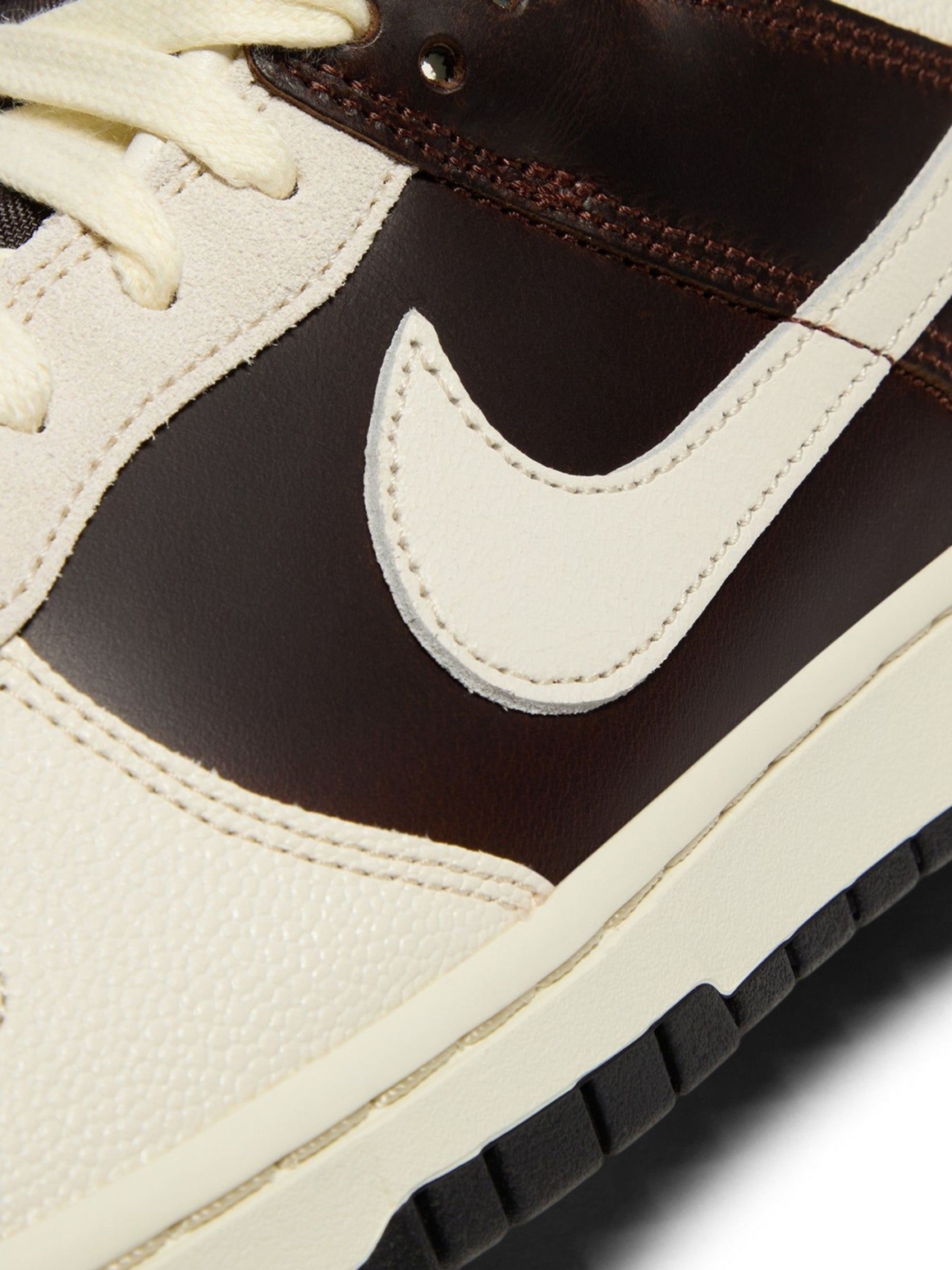 Imagem de: Tênis Nike Dunk Low Retro Marrom