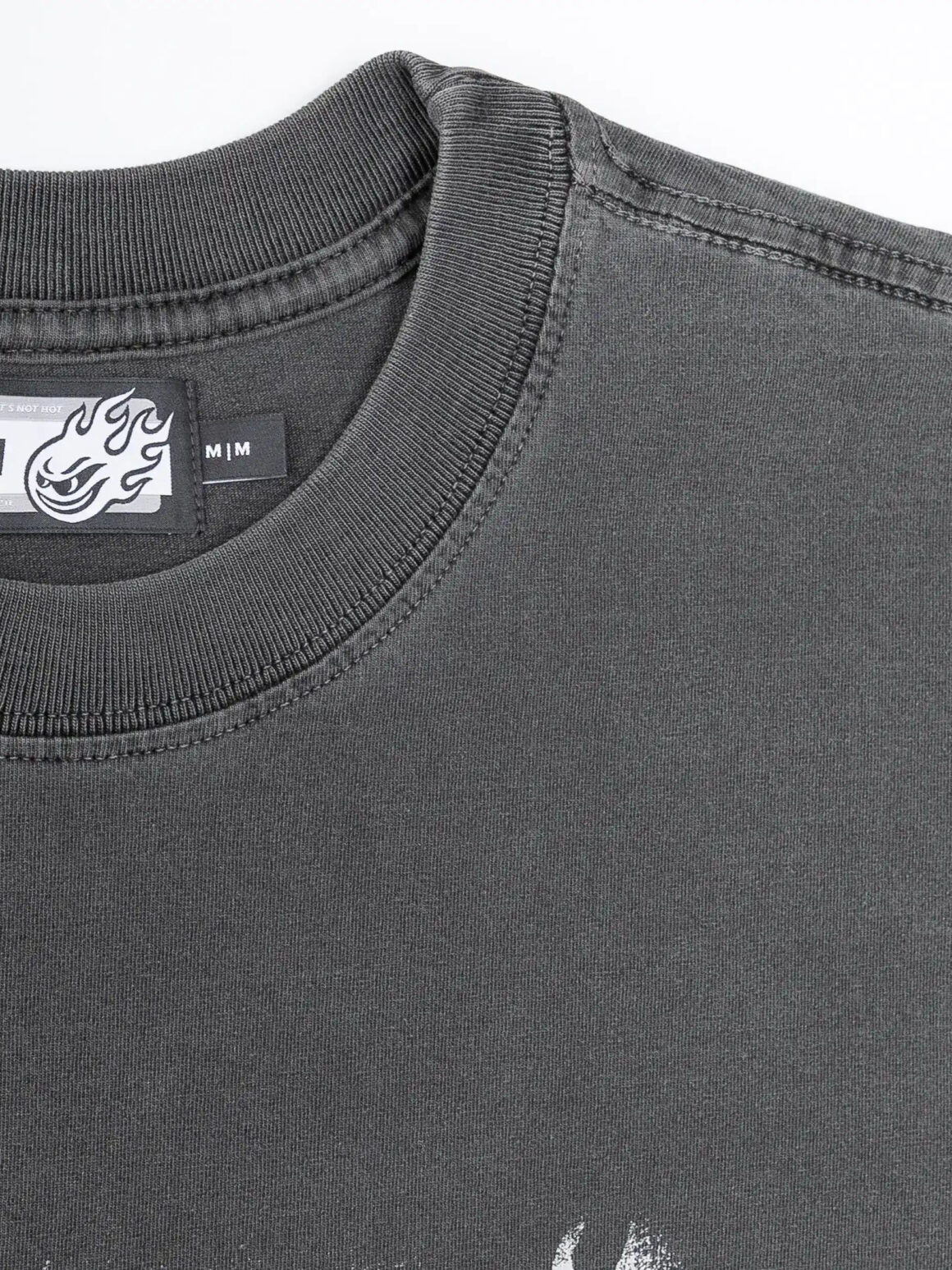 Imagem de: Camiseta High Company Freddy Flames Estonada Preta