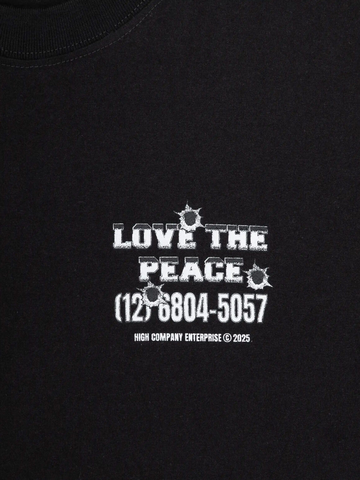 Imagem de: Camiseta High Company Love The Peace Preta