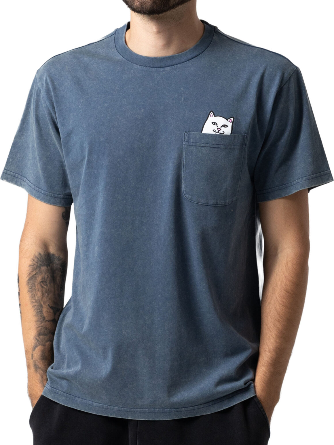 Imagem de: Camiseta Lord Nermal Pocket Ripndip Chumbo Estonada