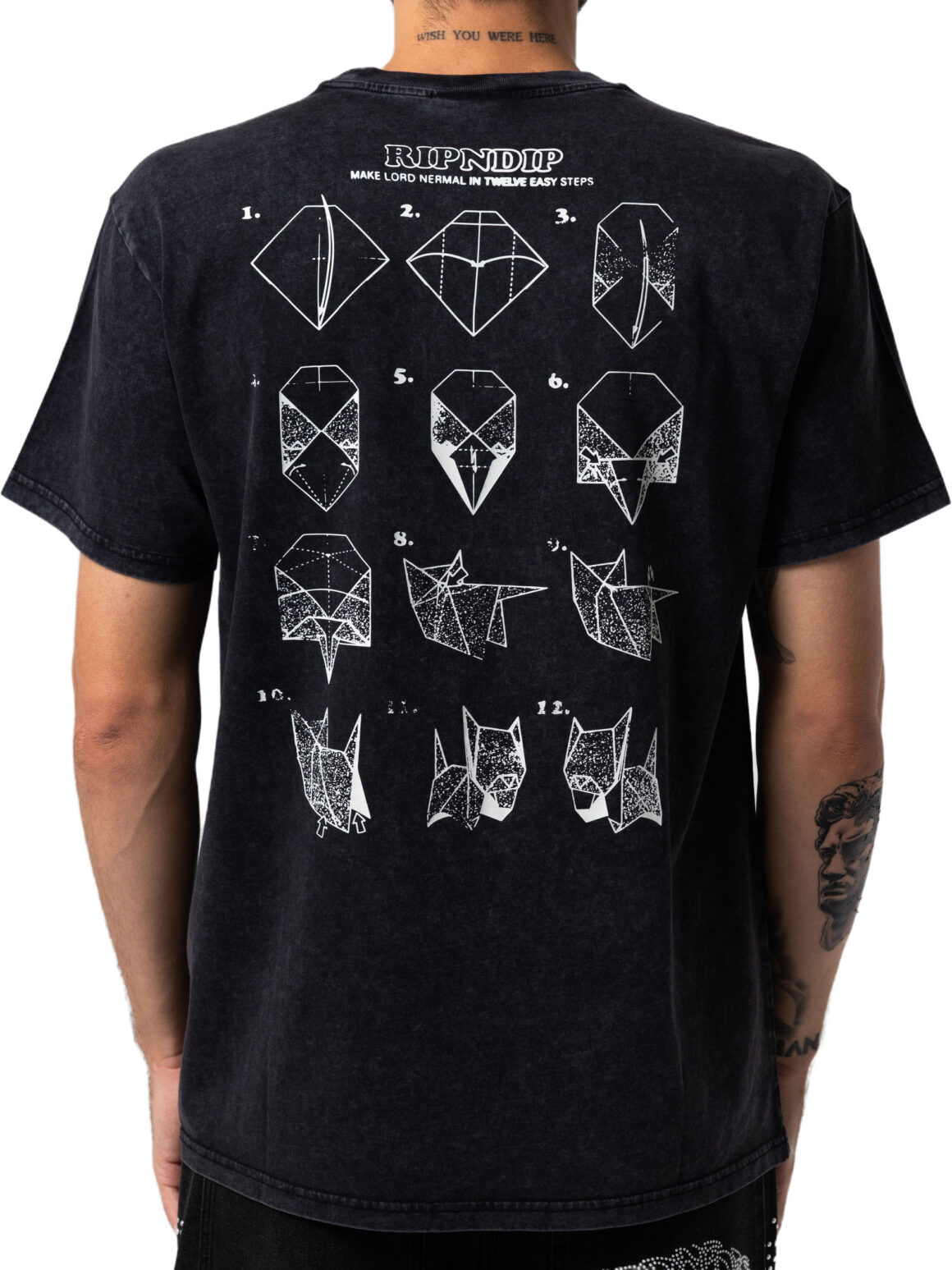 Imagem de: Camiseta RIPNDIP Origami Preta Lavagem Vintage