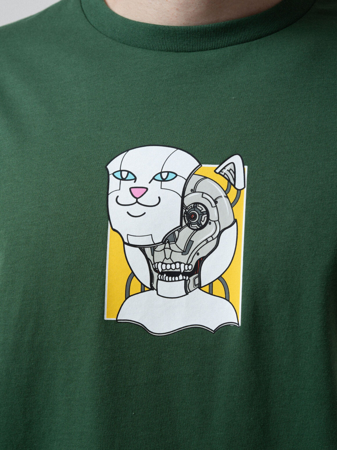 Imagem de: Camiseta RIPNDIP Plugged In Verde Floresta