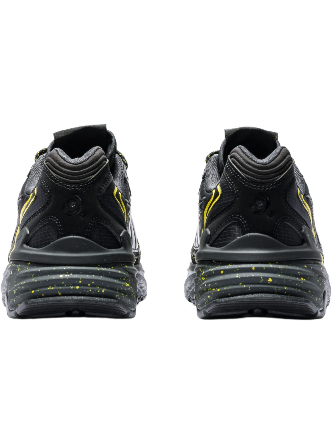 Imagem de: Tênis Puma x Pokémon Fade Nitro Umbreon Preto e Amarelo