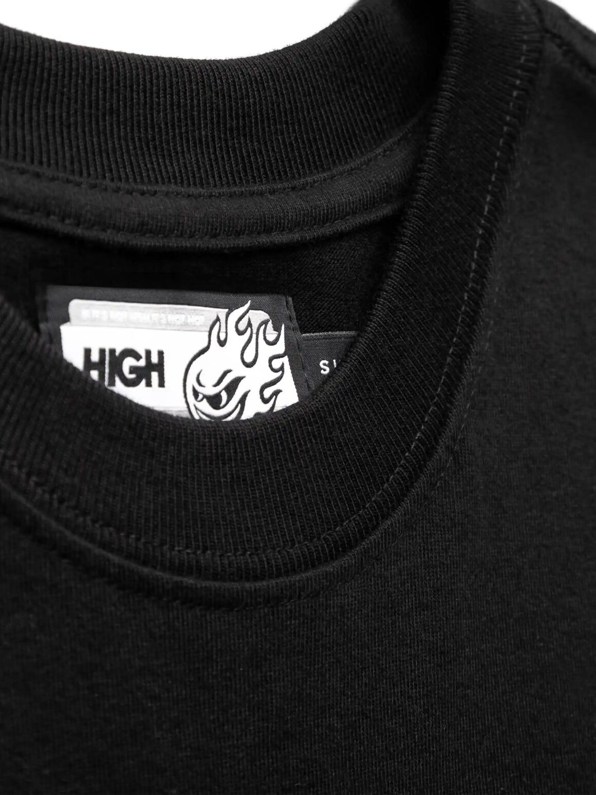 Imagem de: Camiseta HIGH Company Night Dragon Preto