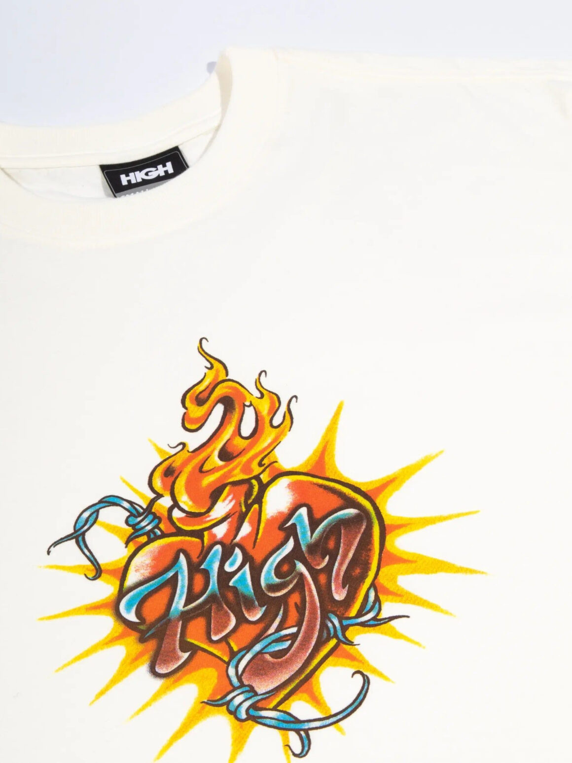 Imagem de: Camiseta HIGH Company Sacred Branca