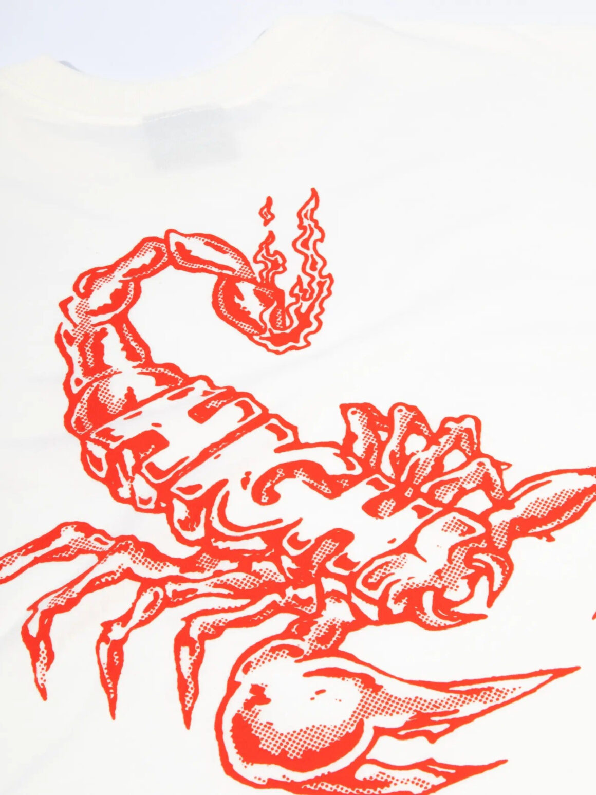 Imagem de: Camiseta HIGH Company Scorpion Branco e Vermelho