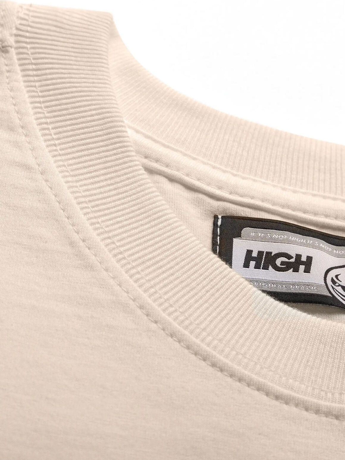 Imagem de: Camiseta HIGH Company Tee Dalmatian Bege