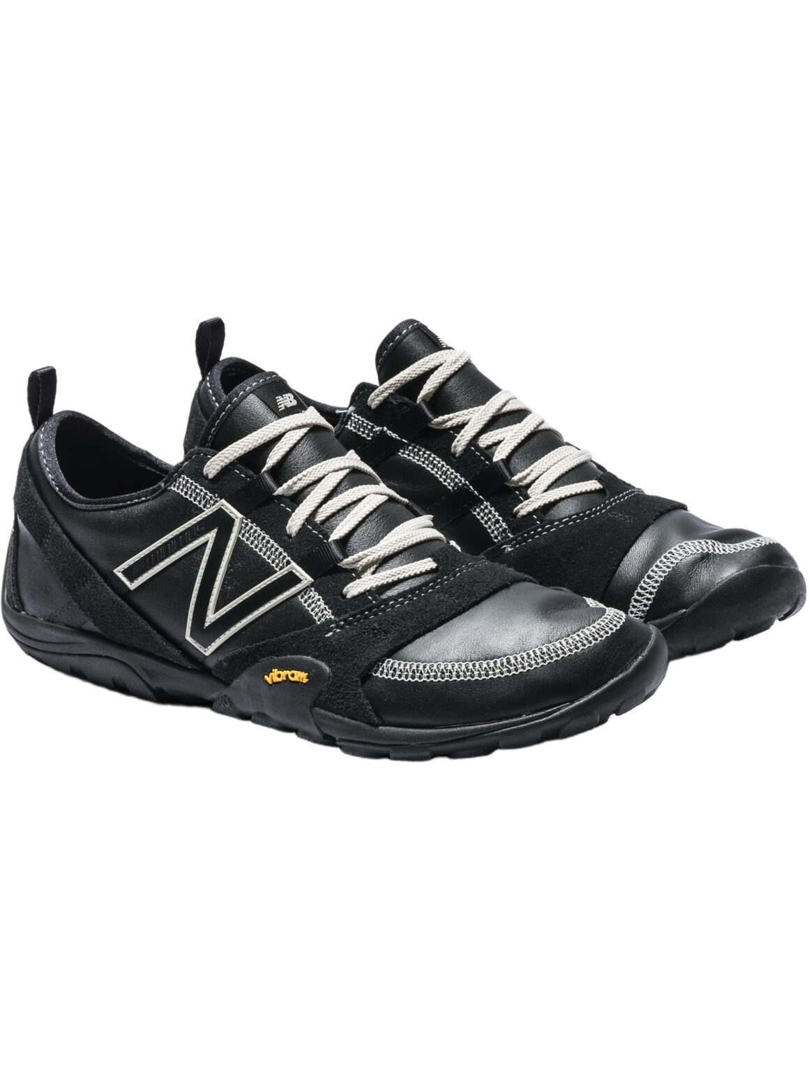 Imagem de: Tênis New Balance MT10 Preto