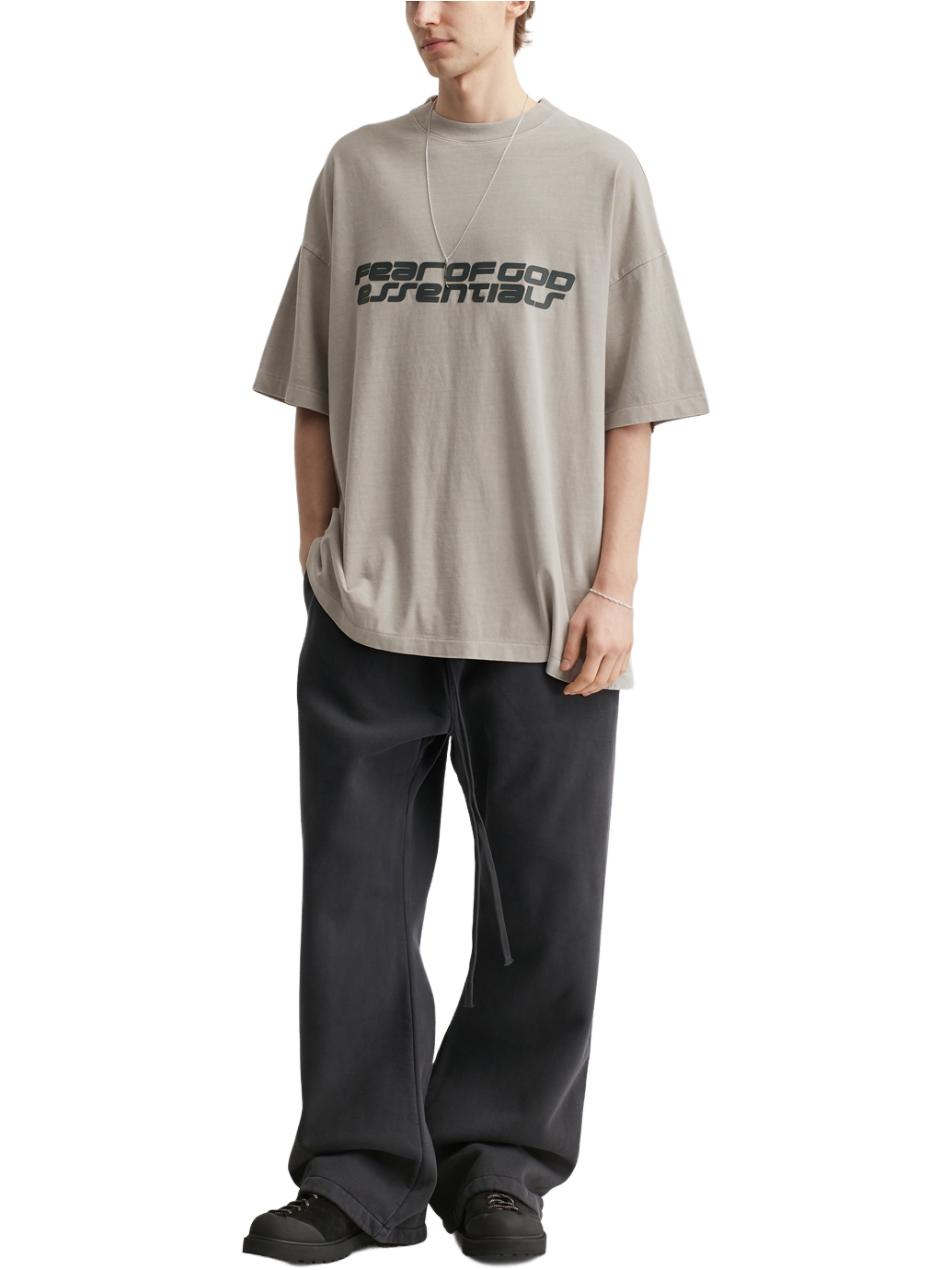 Imagem de: Camiseta Fear of God Essentials 90s Cinza