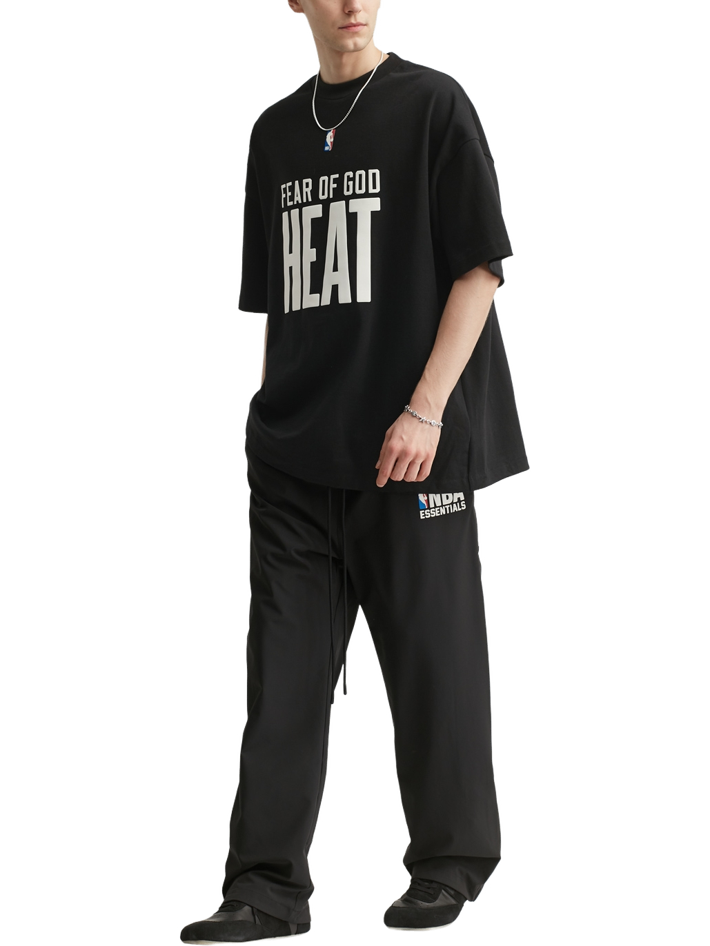 Imagem de: Camiseta Fear of God Essentials Heat 90s Preto