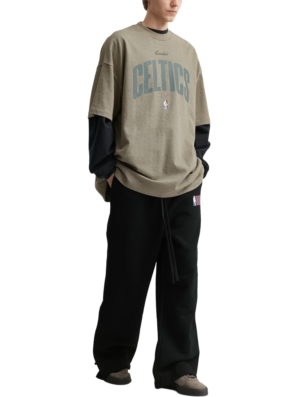 Imagem de: Camiseta Fear of God Essentials NBA Celtics 90’s Cinza Mescla