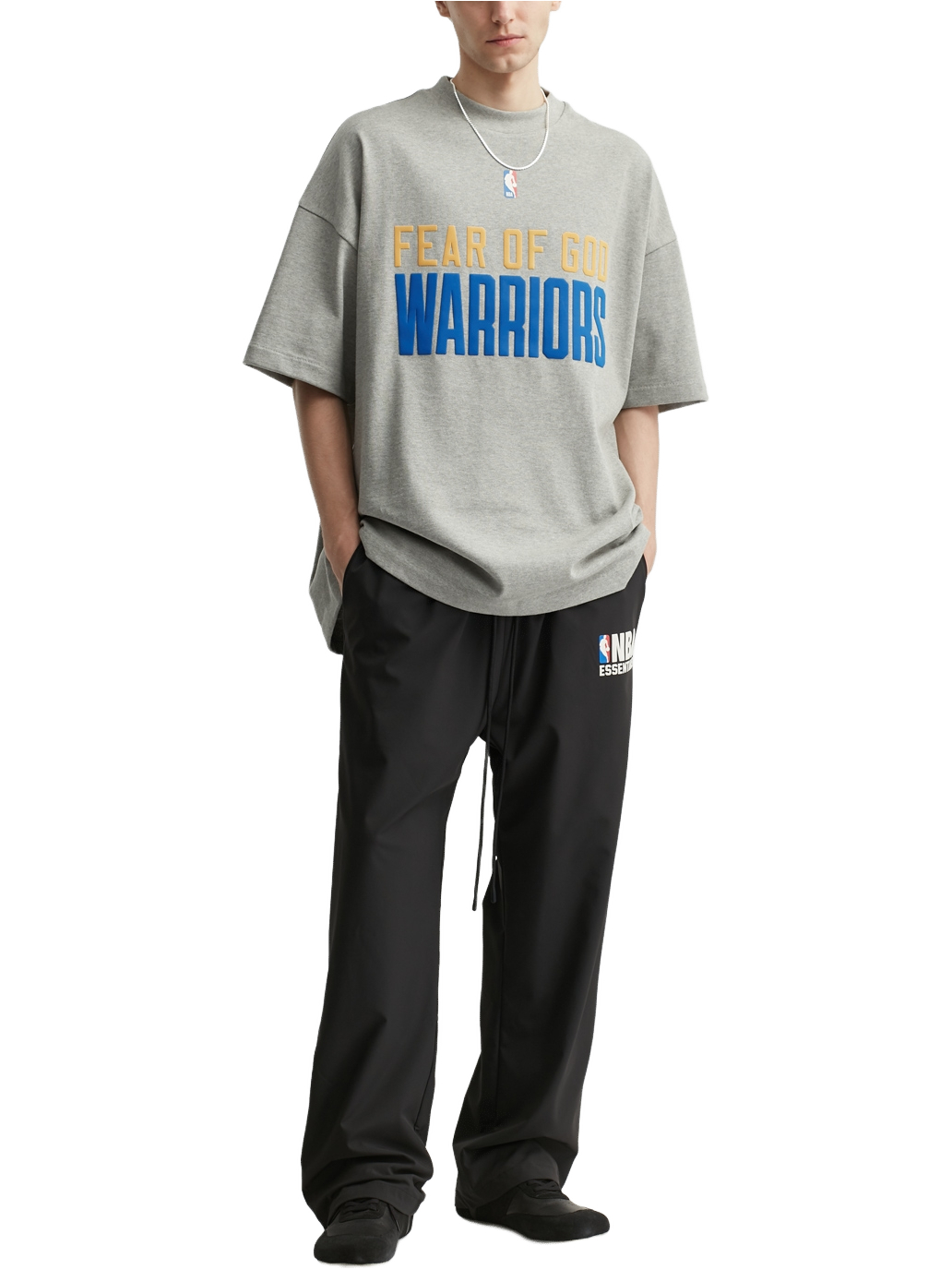 Imagem de: Camiseta Fear of God Essentials Warriors 90s Cinza Mescla