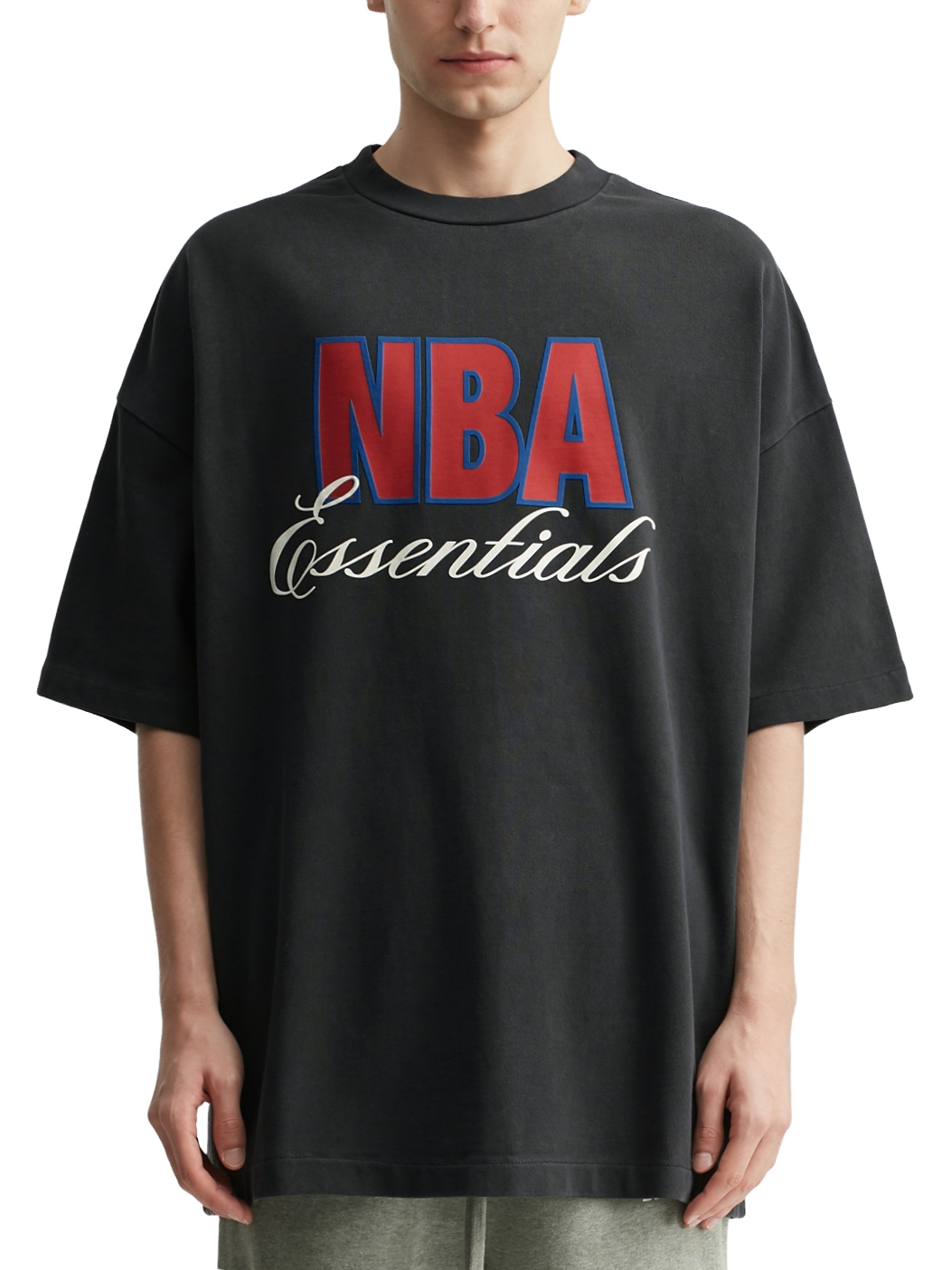 Imagem de: Camiseta Fear of God Essentials x NBA 90’s Preto