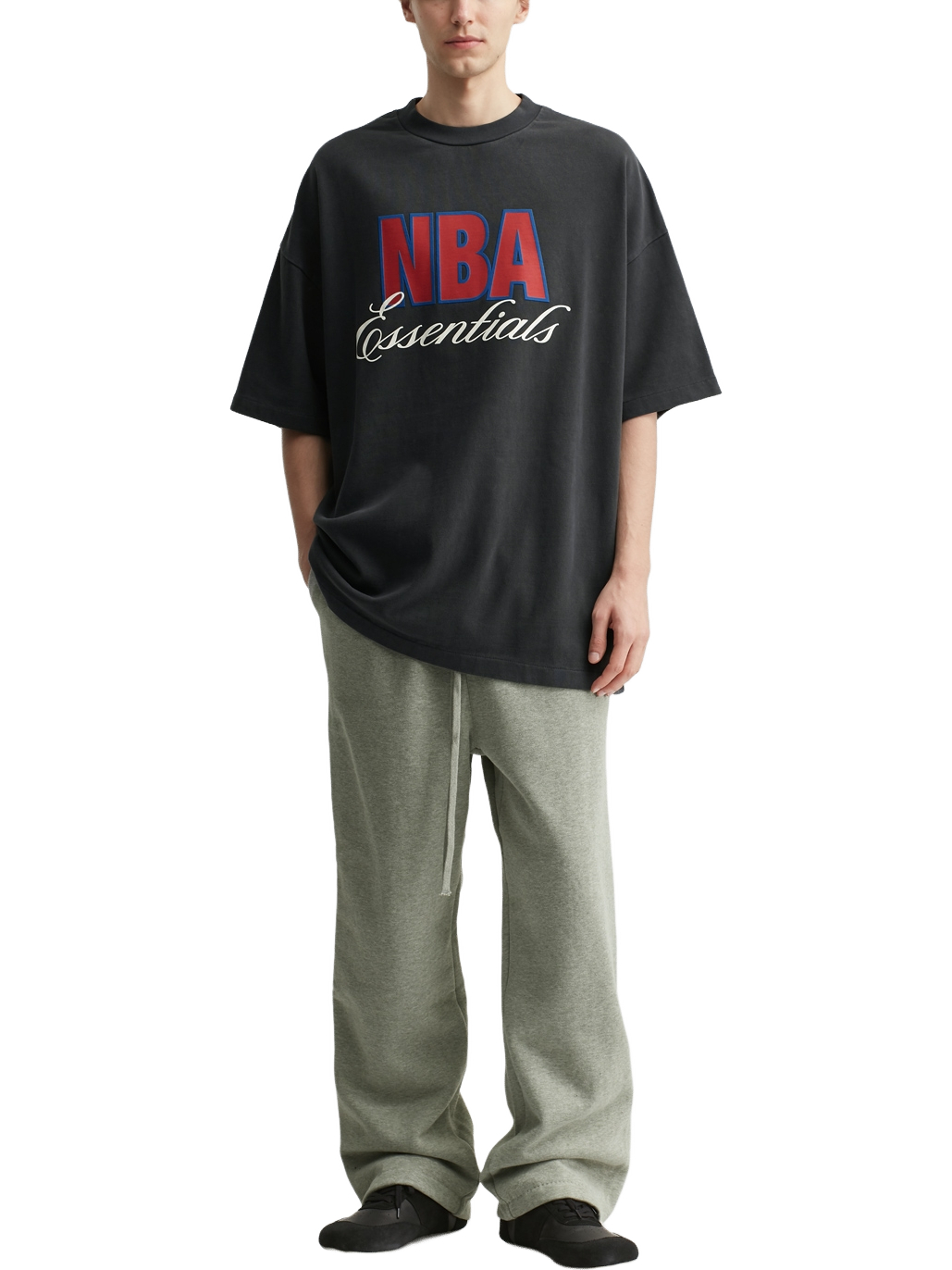 Imagem de: Camiseta Fear of God Essentials x NBA 90’s Preto