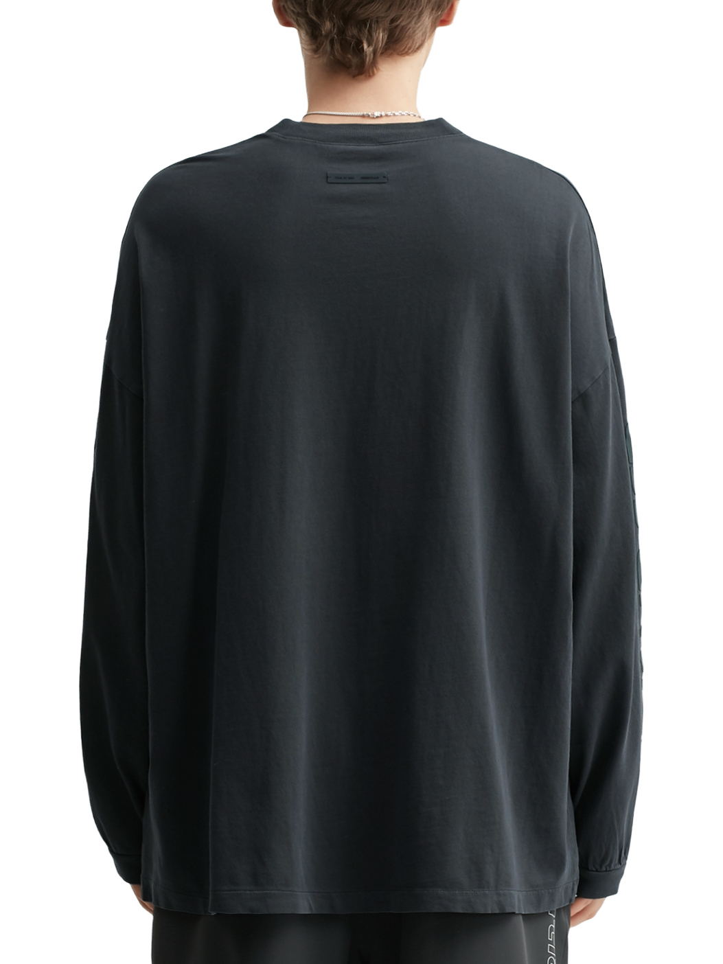 Imagem de: Camiseta Manga Longa Fear of God Essentials 90s Preto Vintage