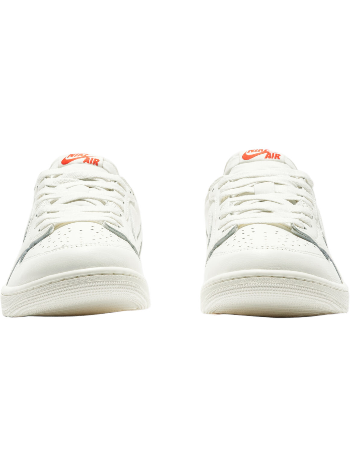 Imagem de: Tênis Jordan Brand Air Jordan 1 Retro Low OG Sail e Vermelho