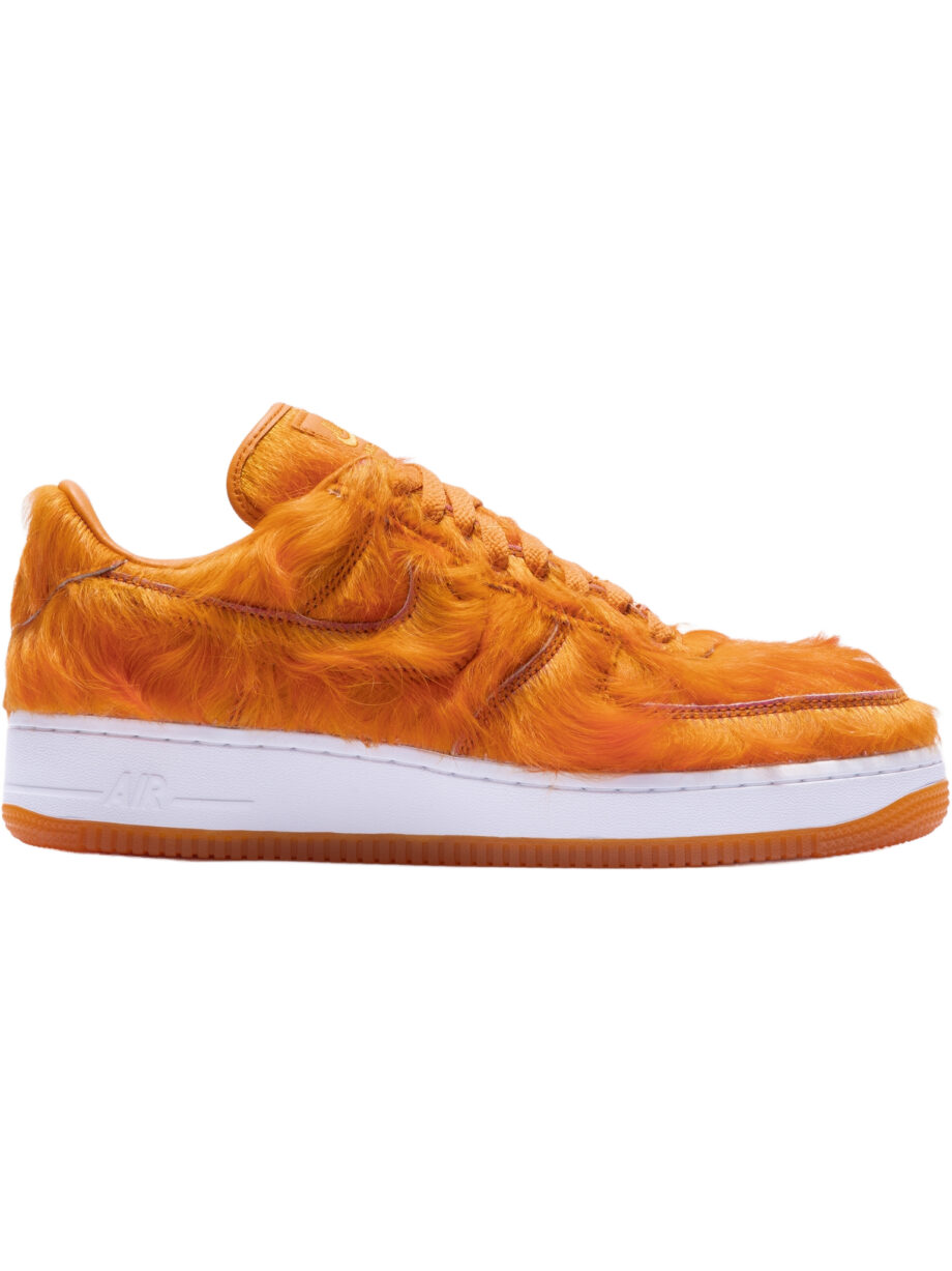 Imagem de: Tênis Nike Air Force 1 QS Laranja Campfire Sunset Branco