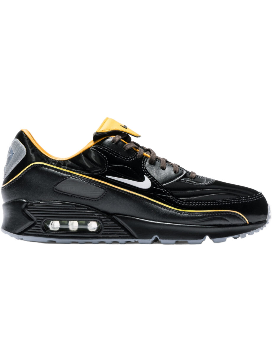 Imagem de: Tênis Nike Air Max 90 Mercurial Preto Dourado e Branco