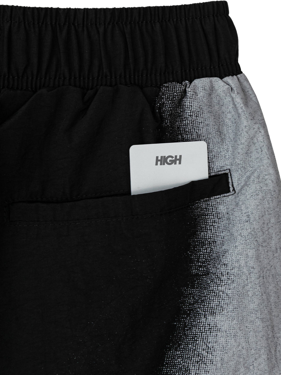 Imagem de: Shorts High Company Fade Preto