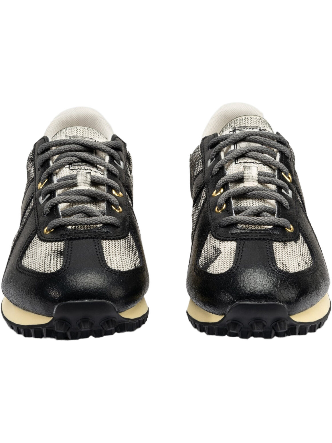 Imagem de: Tênis Adidas DND BW Run Preto