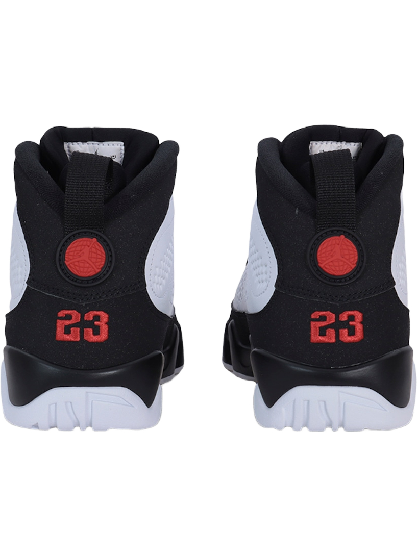 Imagem de: Tênis Jordan Air Jordan 9 Retro OG Branco e Preto