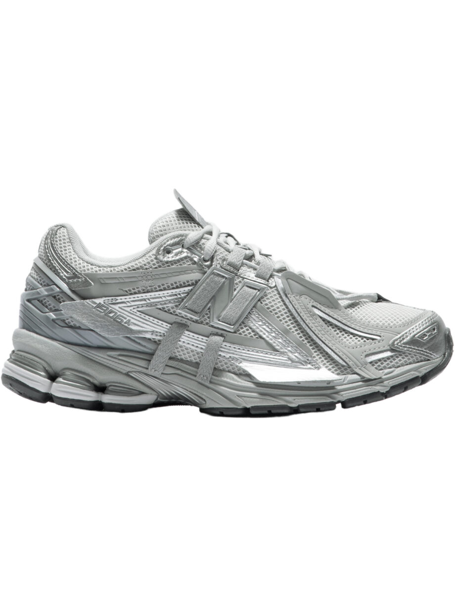 Imagem de: Tênis New Balance 1906A Cinza Concreto e Prata Metálico