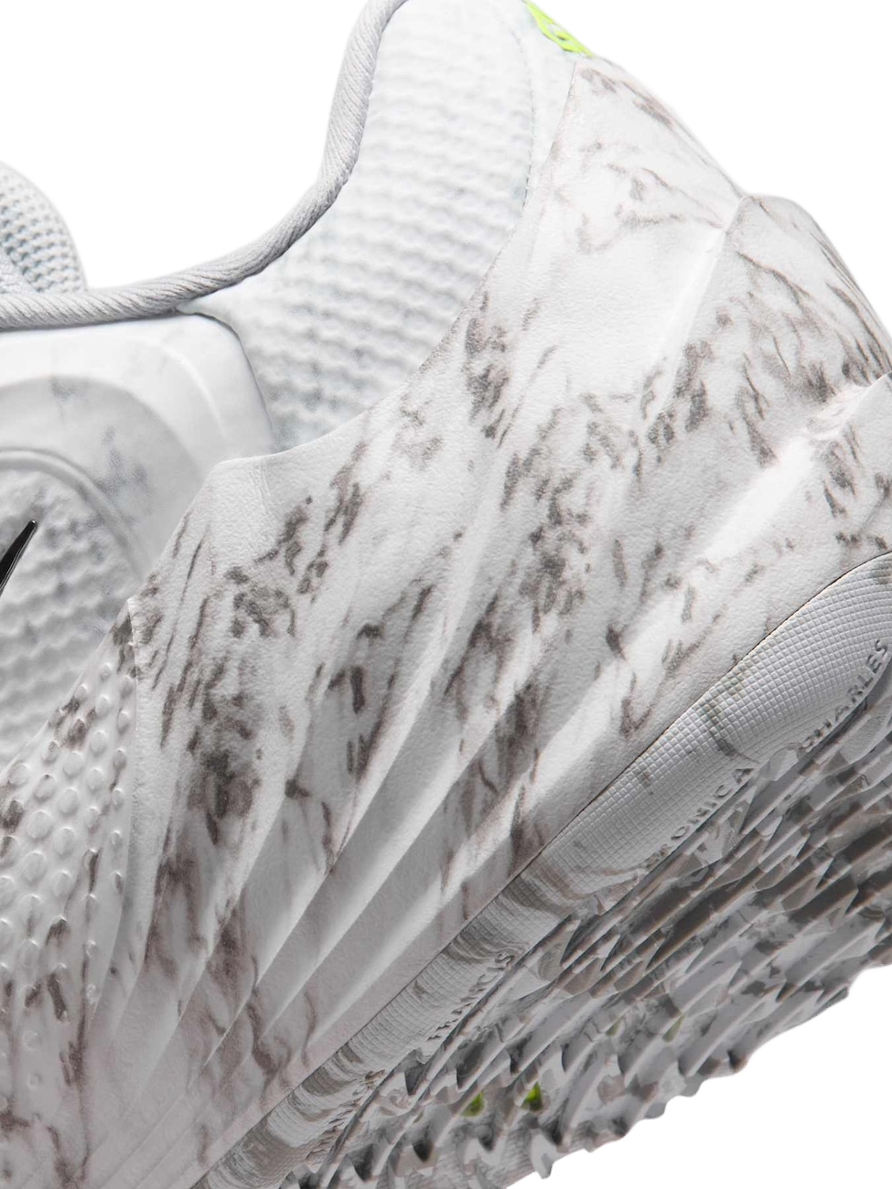 Imagem de: Tênis Nike Giannis Freak 8 Branco
