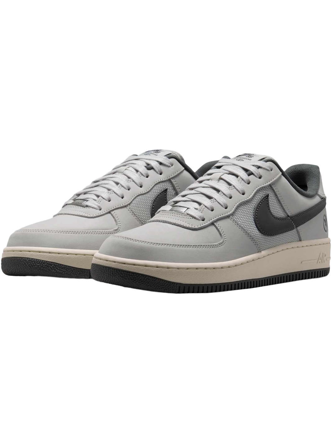 Imagem de: Tênis Nike SB Air Force 1 Yuto Branco e Cinza