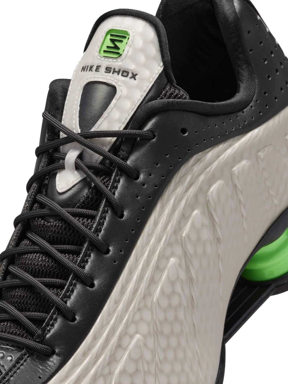 Imagem de: Tênis Nike Shox R4 SP Preto e Verde Limão
